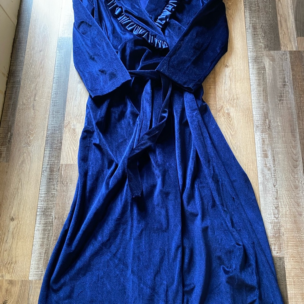 Elegant Navy Blue Women's Robe Vintage 80’s